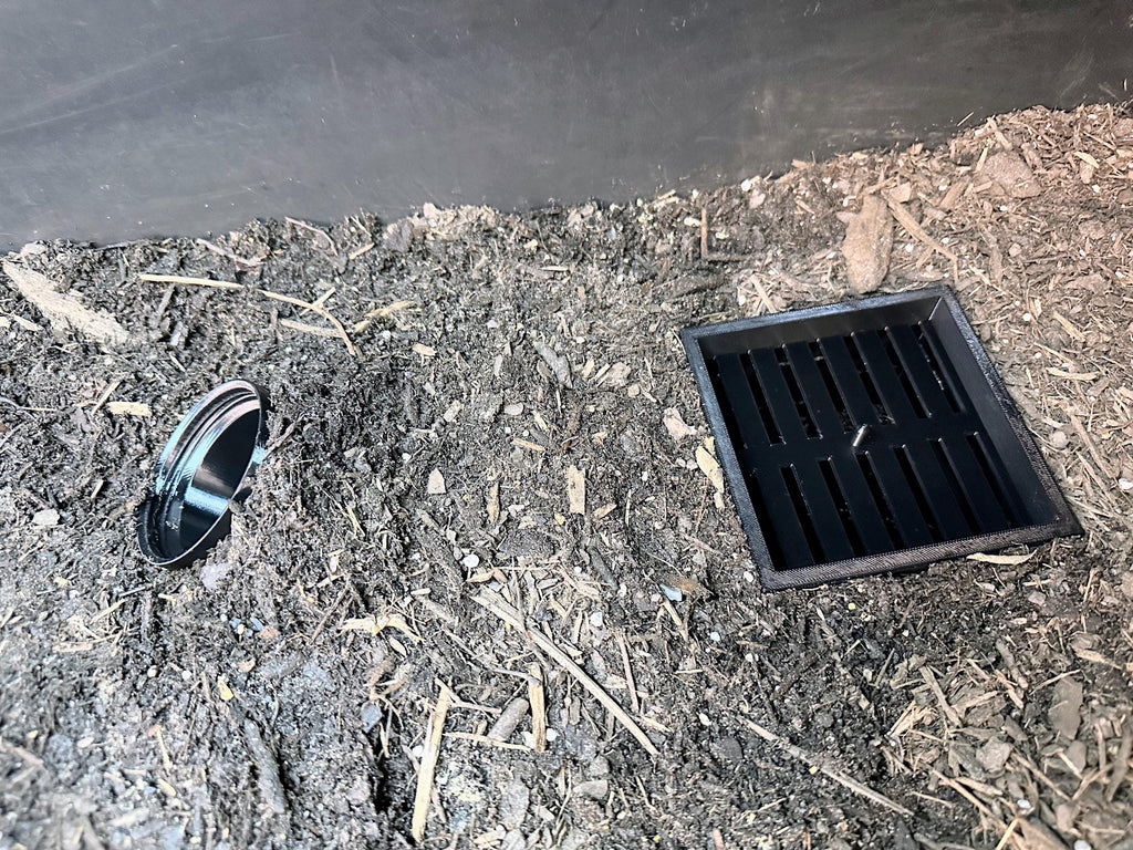 Underground Humid Hide for Reptiles with Modular Tunnels – Buried Hide for Shedding Support