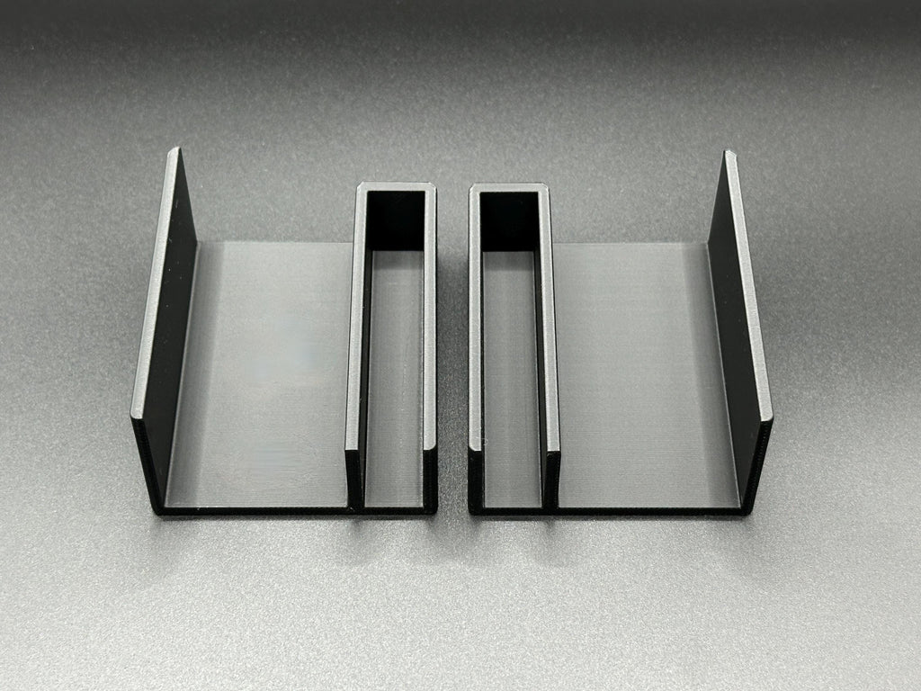 Keep-a-Noodle Sliding Door Lock for Reptile Enclosures – Secure Glass Enclosure Clip (Fits Dubia & More)