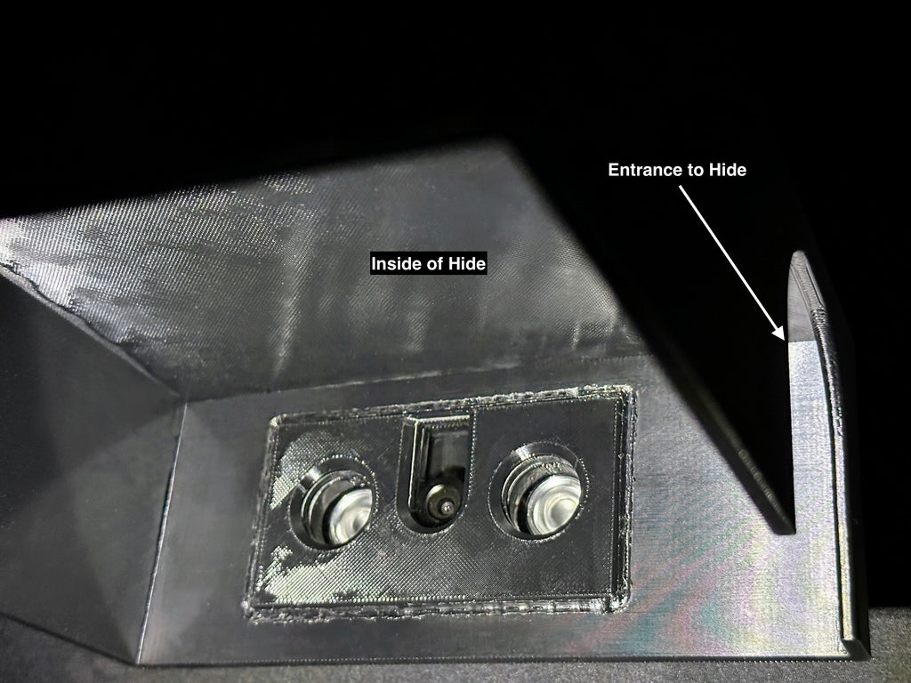 Peek-a-Hide – Reptile Hide with Night Vision Camera Monitoring