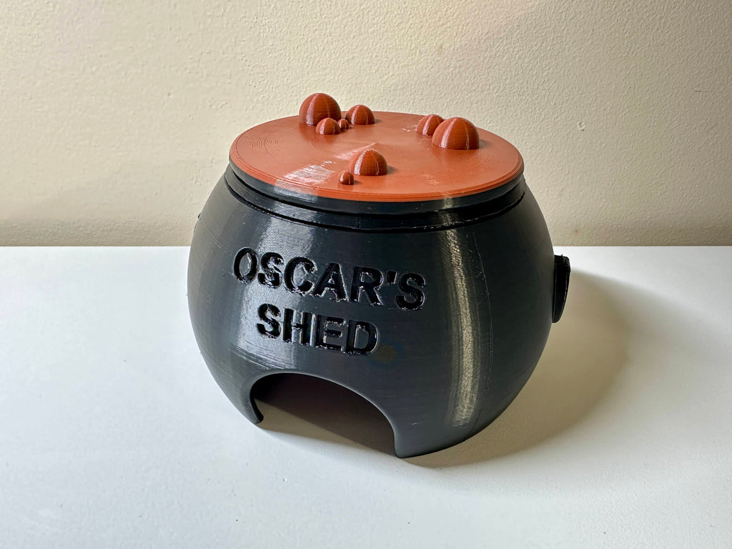 Witch Cauldron Humid Hide for Reptiles – Halloween Terrarium Decor with Shedding Support